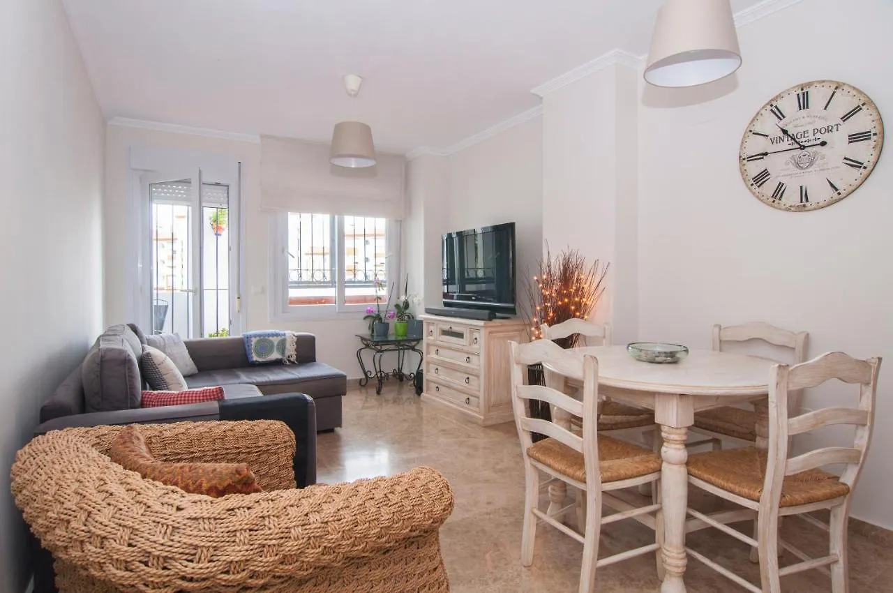 Sea View Apartment Shared Pools Estepona 60 M² España