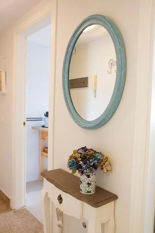 Seaside Terrace: 2-Bedroom Apartment with Pool and Ocean Views Estepona 0*,